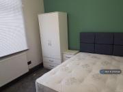 1 bedroom in a flat share to rent