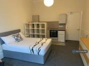 1 bedroom in a flat share to rent