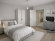 1 bedroom in a flat share to rent