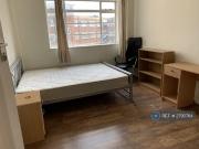 1 bedroom in a flat share to rent
