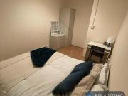 1 bedroom in a flat share to rent