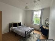 1 bedroom in a flat share to rent
