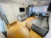 1 bedroom in a flat share to rent