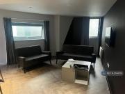 1 bedroom in a flat share to rent