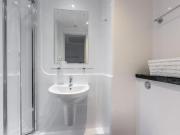 1 bedroom in a flat share to rent