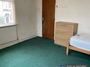1 bedroom in a flat share to rent
