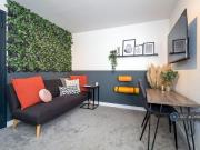 1 bedroom in a house share to rent