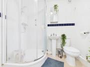 1 bedroom in a house share to rent