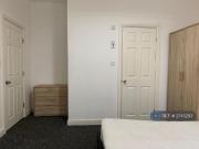 1 bedroom in a house share to rent