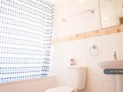 1 bedroom in a house share to rent