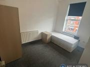 1 bedroom in a house share to rent