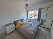 1 bedroom in a house share to rent