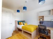 1 bedroom in a house share to rent