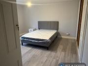1 bedroom in a house share to rent