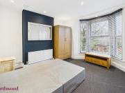 1 bedroom in a house share to rent