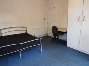 1 bedroom in a house share to rent