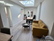 1 bedroom in a house share to rent