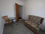 1 bedroom in a house share to rent