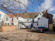 1 bedroom in a house share to rent