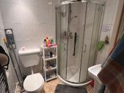 1 bedroom in a house share to rent