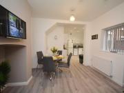 1 bedroom in a house share to rent