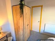 1 bedroom in a house share to rent