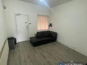 1 bedroom in a house share to rent