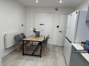 1 bedroom in a house share to rent