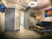 1 bedroom in a house share to rent