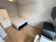 1 bedroom in a house share to rent