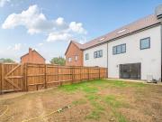 1 bedroom in a house share to rent