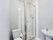 1 bedroom in a house share to rent