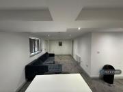 1 bedroom in a house share to rent