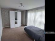 1 bedroom in a house share to rent