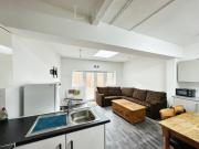 1 bedroom in a house share to rent