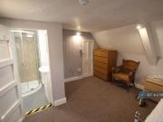 1 bedroom in a house share to rent