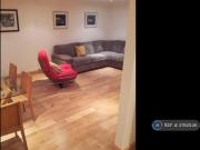 1 bedroom in a house share to rent