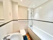 1 bedroom in a house share to rent