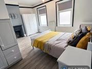 1 bedroom in a house share to rent