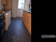 1 bedroom in a house share to rent