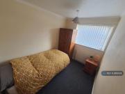 1 bedroom in a house share to rent