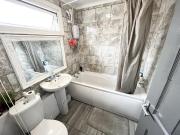 1 bedroom in a house share to rent