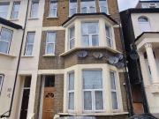 1 bedroom in a house share to rent