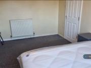 1 bedroom in a house share to rent