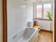 1 bedroom in a house share to rent