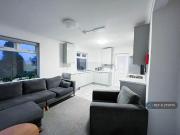 1 bedroom in a house share to rent