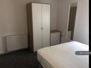 1 bedroom in a house share to rent