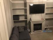 1 bedroom in a house share to rent