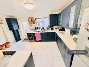 1 bedroom in a house share to rent