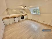 1 bedroom in a house share to rent